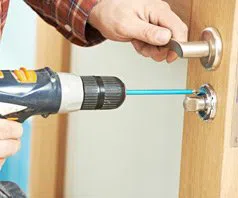 Town Center Locksmith Shop Kansas City, MO 816-425-3436 - 5-Change-Locks-Service